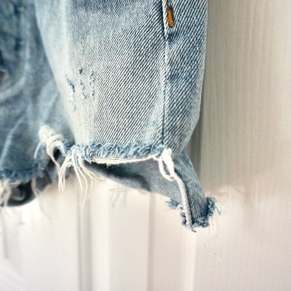 GRLFRND Light Wash Distressed Denim Jean Shorts - Picture 5 of 11